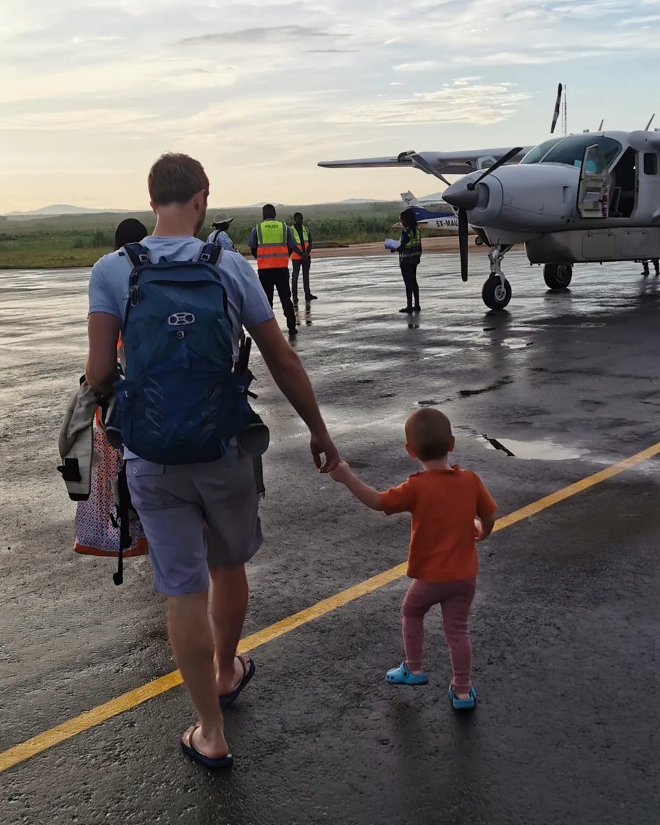 Light_Aircraft_Travel_with_Toddler_and_Baby_copy_rkdjf5