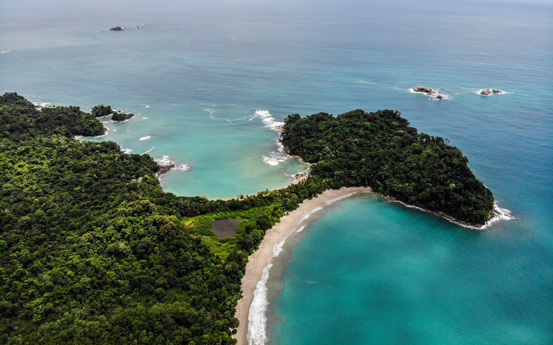 Manuel_Antonio_Free_Stock_Image_Unsplash_2018_CCAtanas_Malamov-xGhaXZtQb1s_texdaw
