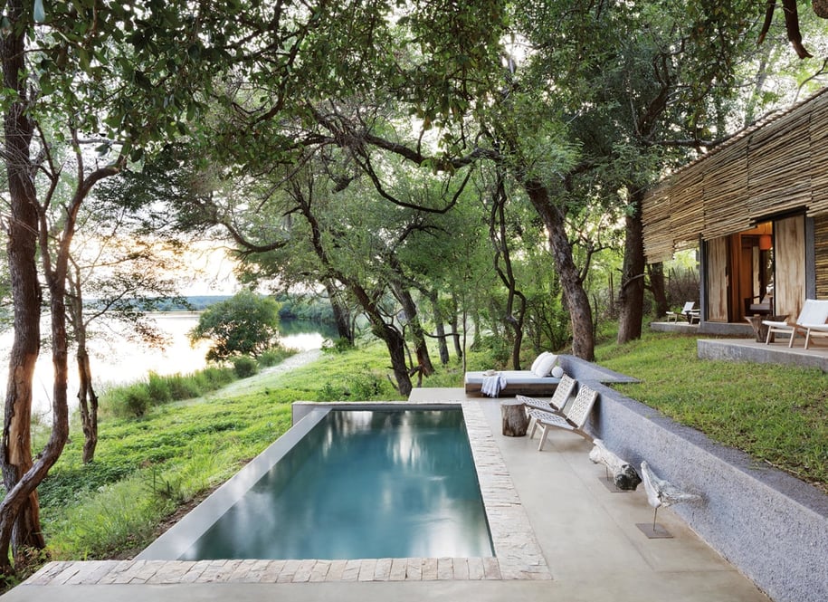 Matetsti_Victoria_Falls_River_House_Pool_dnk3tf