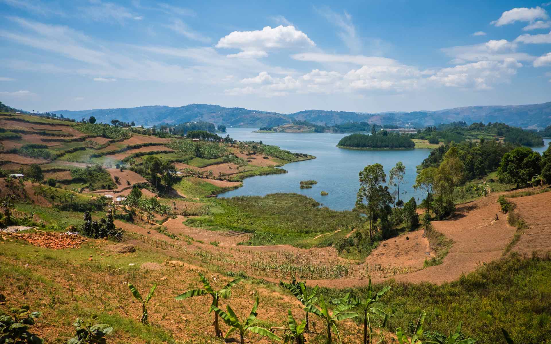 Rwanda_lake_kivu_landscape_rwanda_1920x1200_2_wgvje2