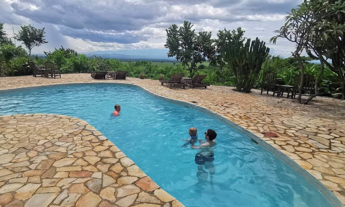 Swimming_Pool_at_Kyambura_Gorge_Lodge_compressed