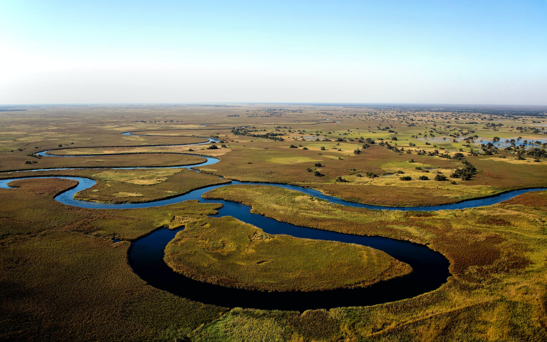 okavango_delta_unsplash_r44dif-Aug-31-2023-03-55-08-2092-PM