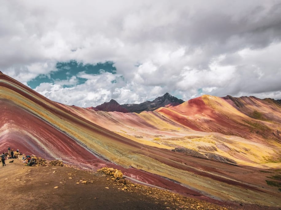 peru_rainbow_mountains_unsplash_2018