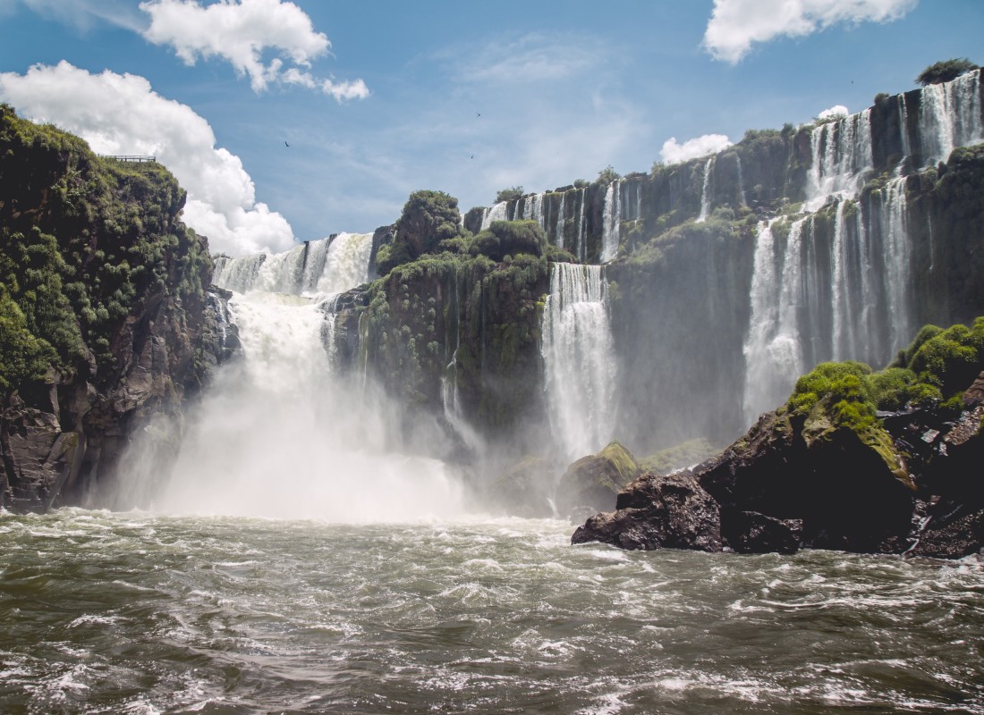 pristine_camp_iguaza_falls_falls4_il9e9k-3