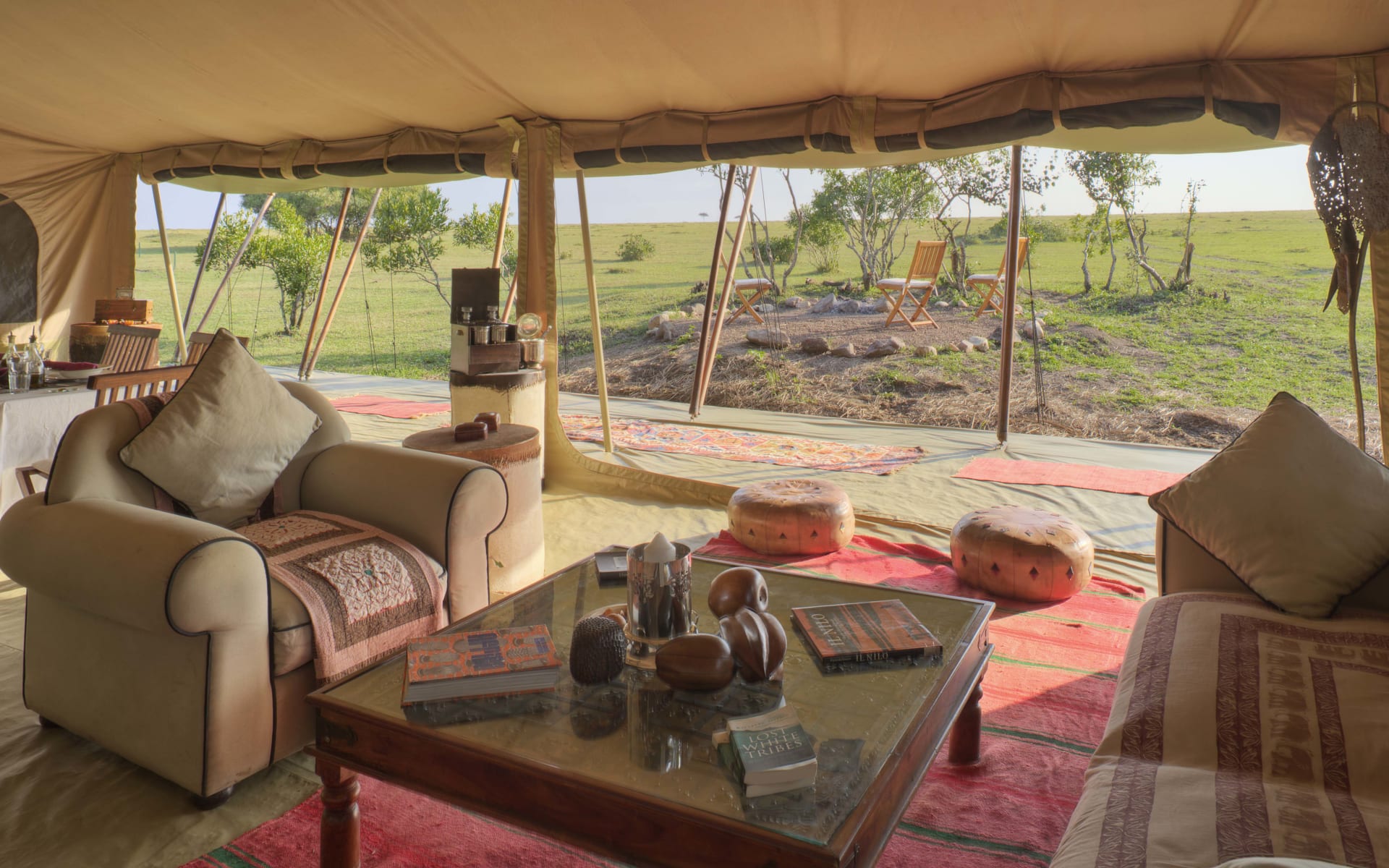 saruni_wild_-_the_dining_area_has_wonderful_views_of_the_plains_msf3lc
