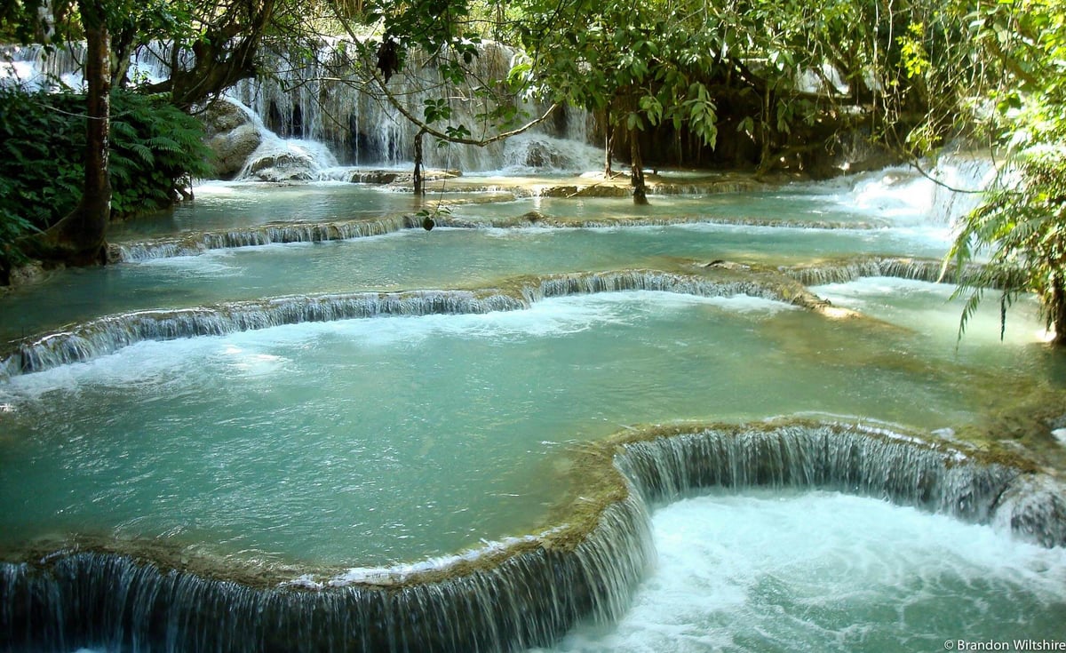 Kuang_Si_Waterfalls (1)