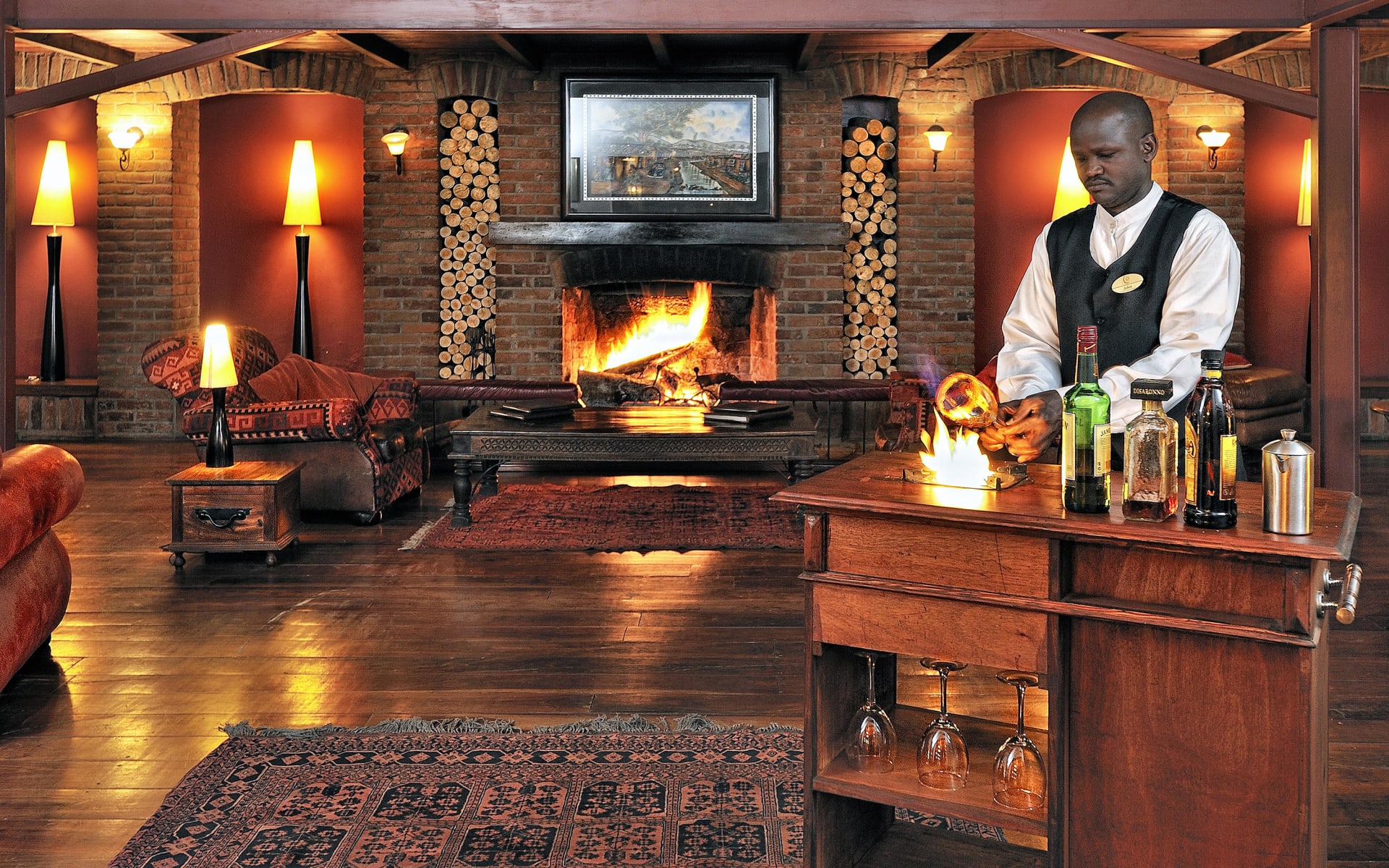 Elewana_Arusha_Coffee_Lodge_tanzania_fireplace