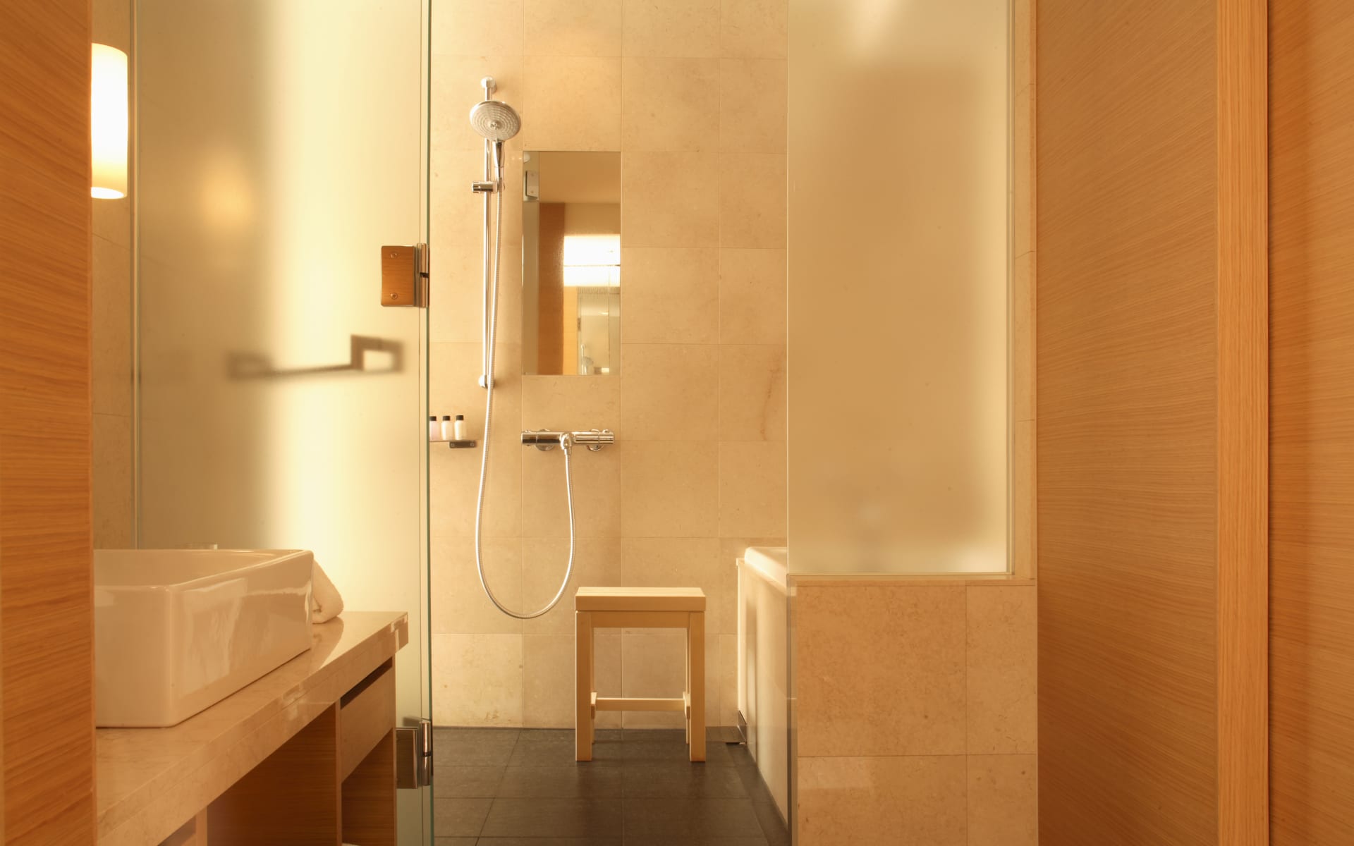 Hyatt_Regency_Kyoto_Bathroom_xph6o8