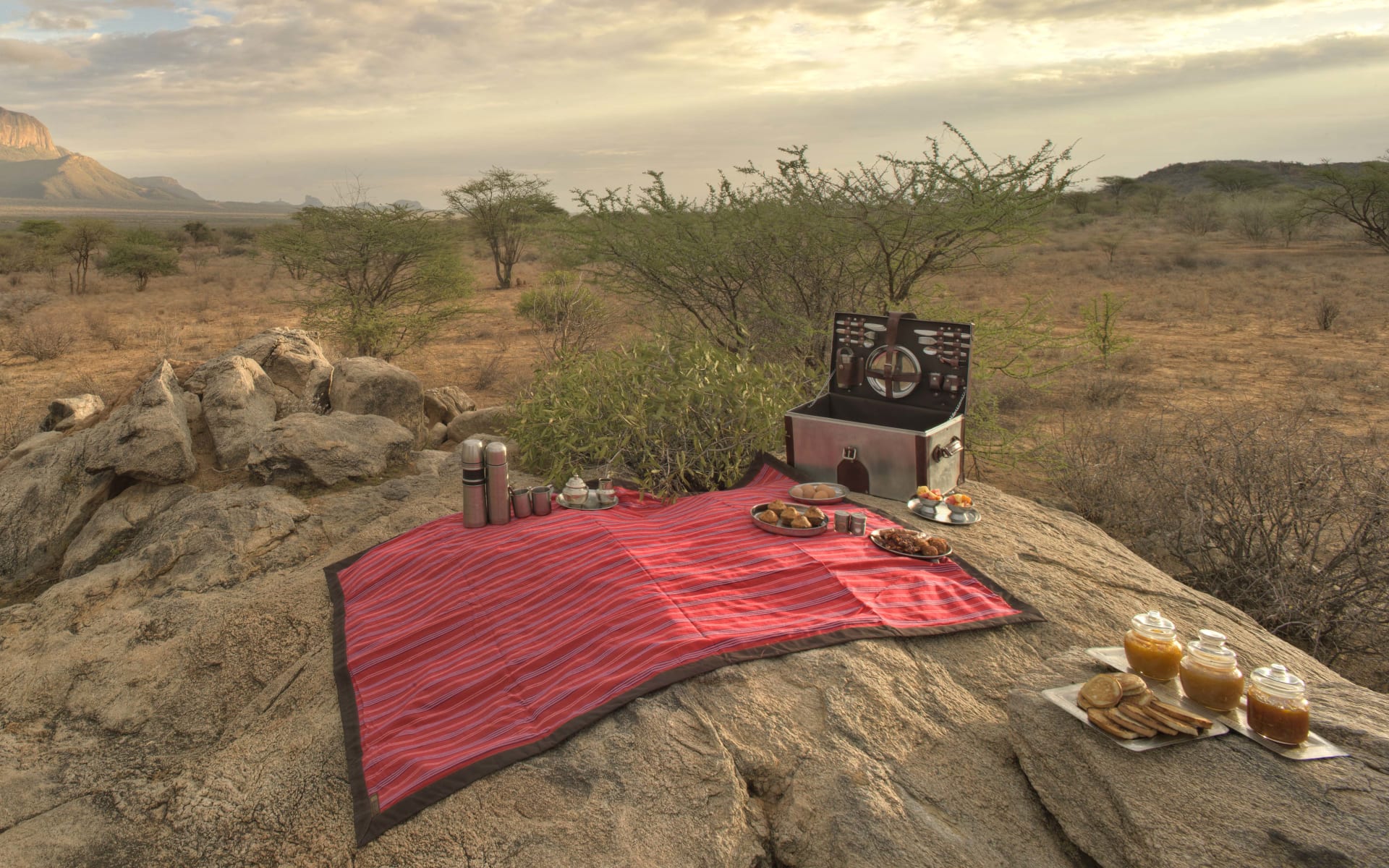 Saruni_samburu_kenya_picnics