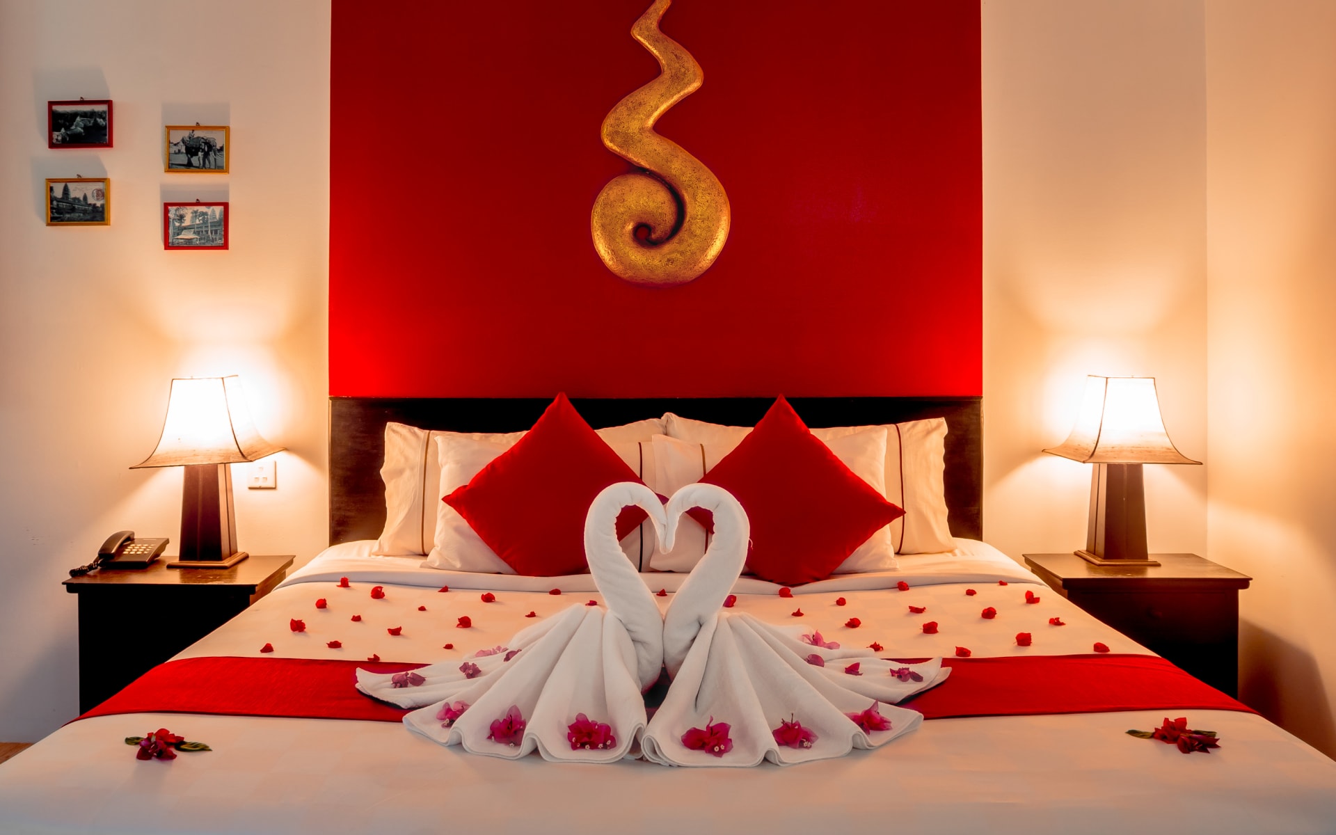 Siddharta_Siem_Reap_Honeymoon_Room_knuzae