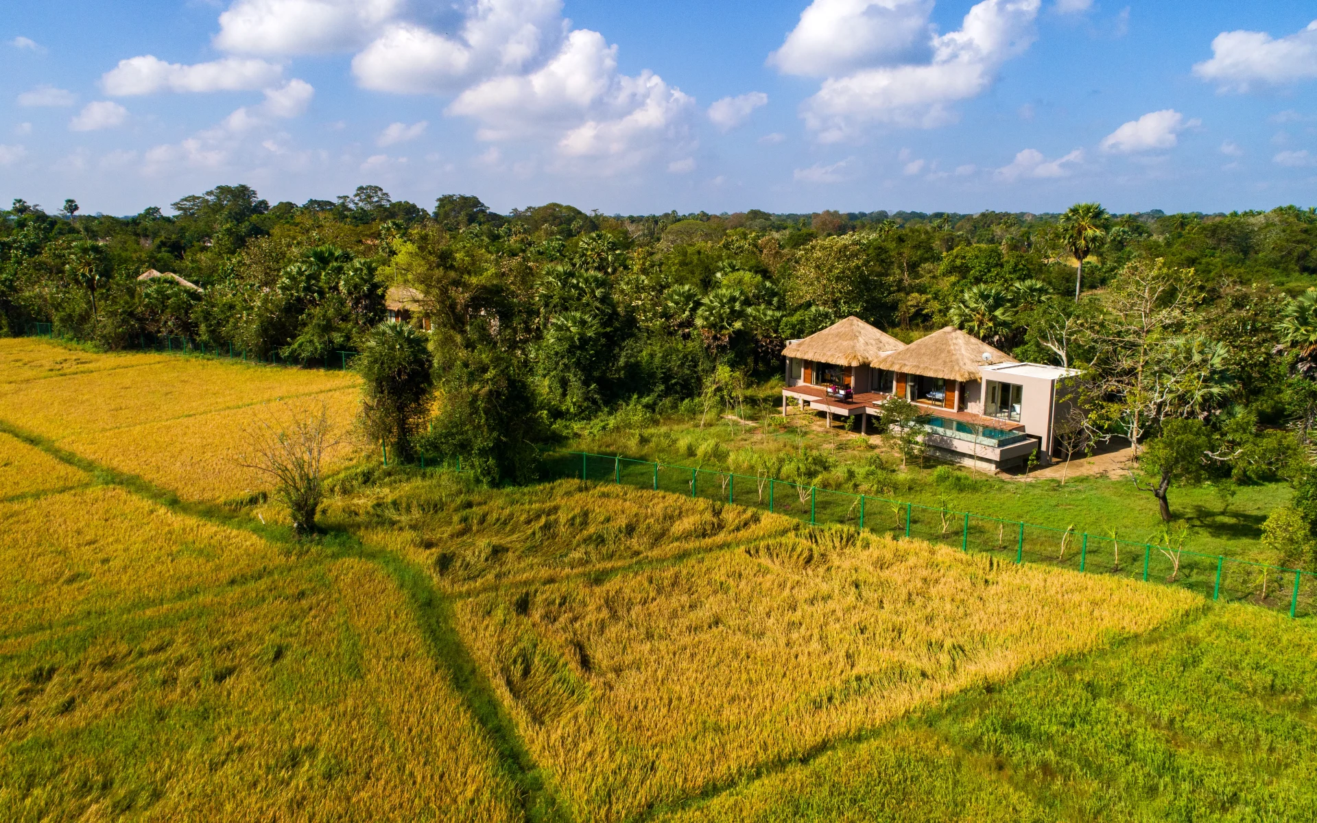 Ulagalla Resort on-looks a vast scene of the Tea Country's lush paddy fields and is surrounded by forest.