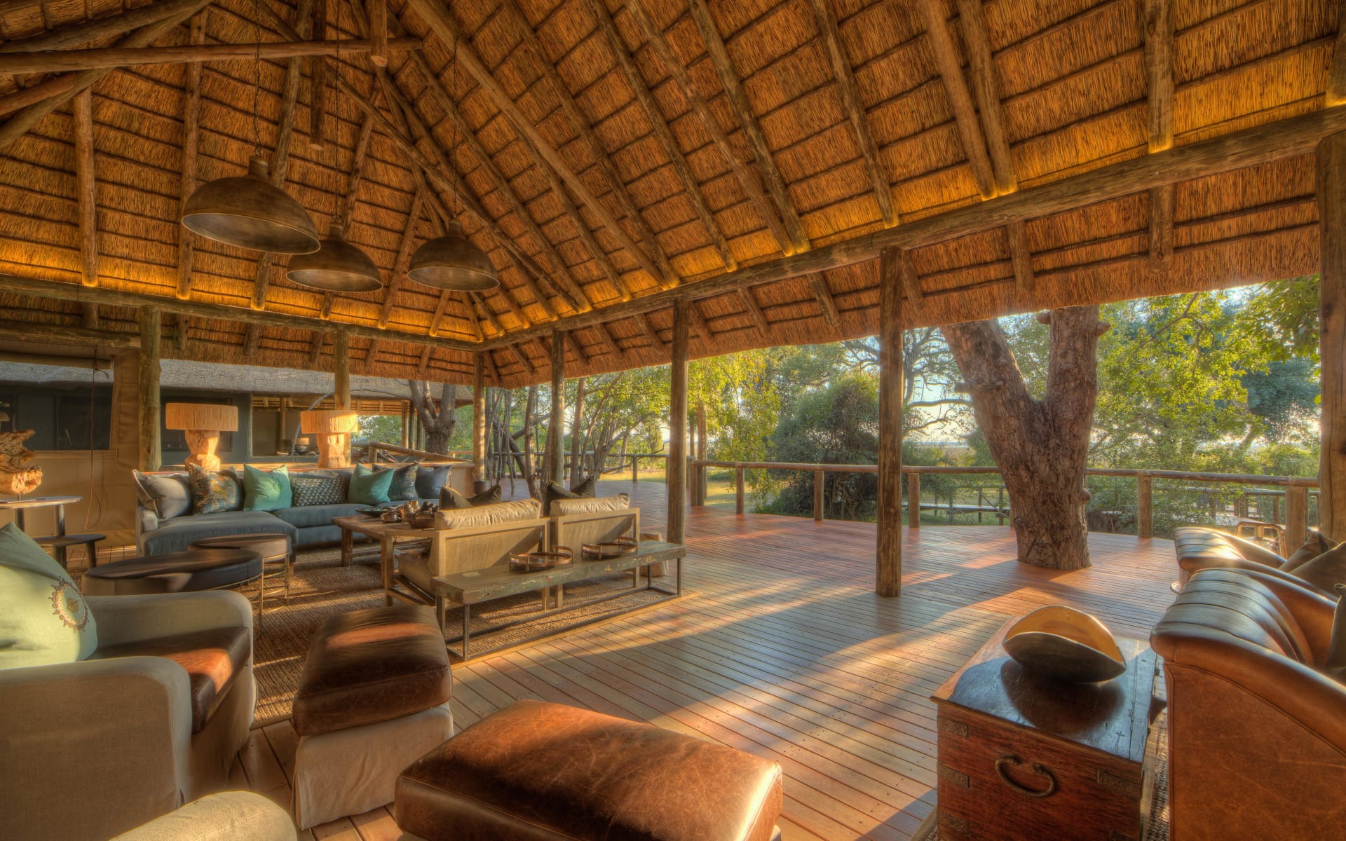 camp_moremi_lounge_sxof0f-1