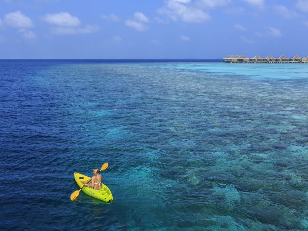 dusit_thani-maldives_kayaking-dusit-1