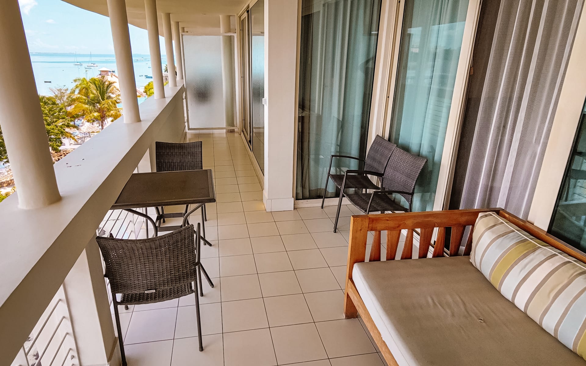 hotel_slipway_tanzania_balcony-1