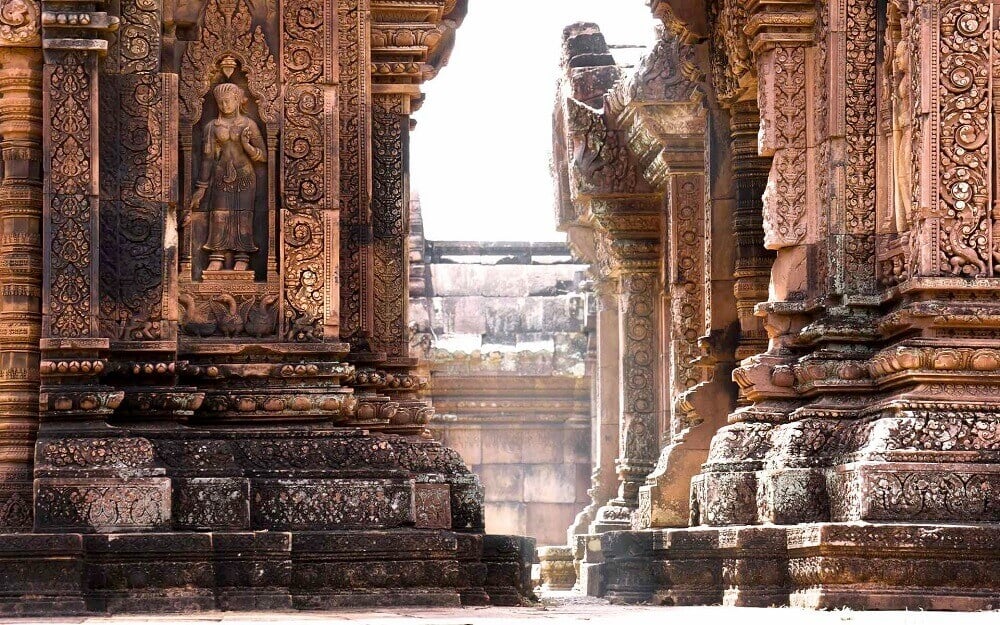 Cambodia Explorer Holiday - pillars and architecture at Banteay Srei Angkor