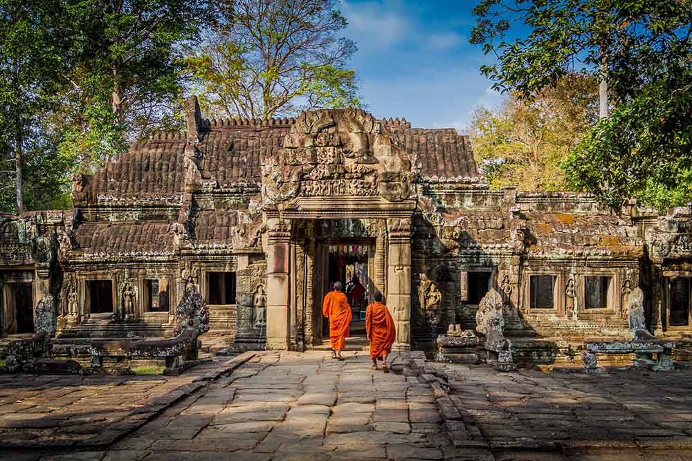 buddhist temple cambodia cultural festival
