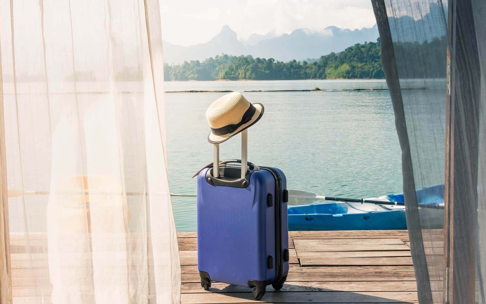 Holiday Packing Calculator: How Much Can You Really Fit in Your Suitcase?