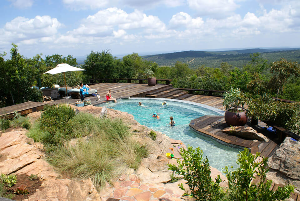 Family friendly Leobo safari, swimming pool with a serious view