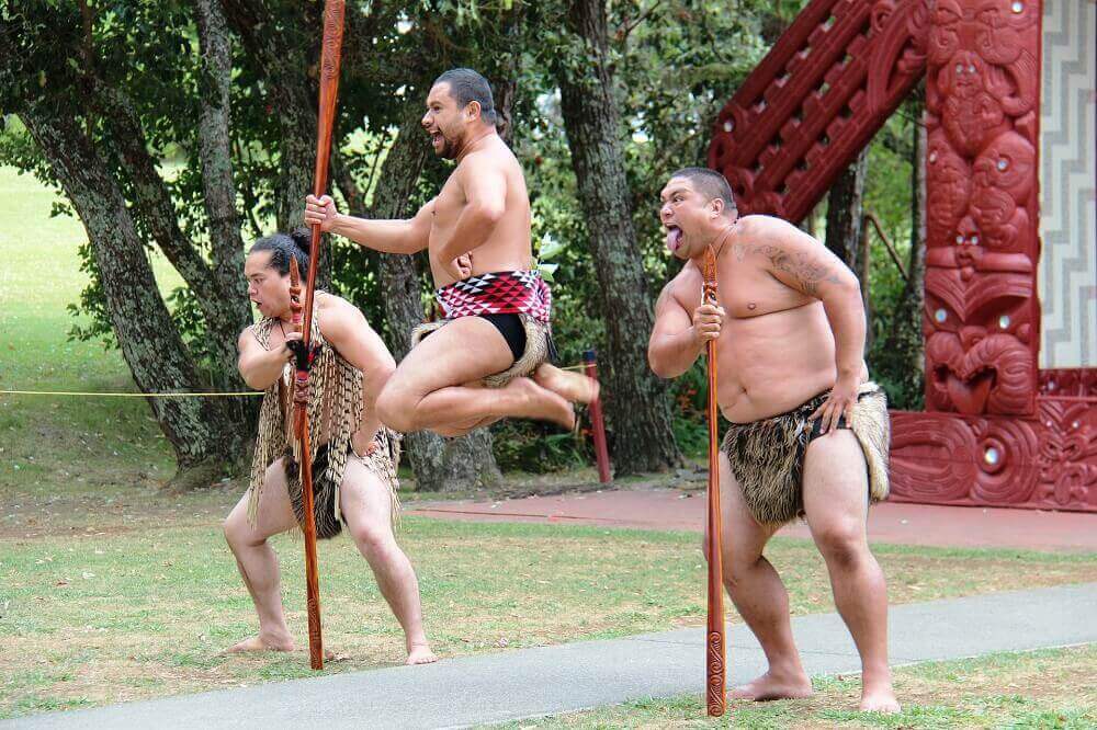 Maori Hakka - New Zealand Culture
