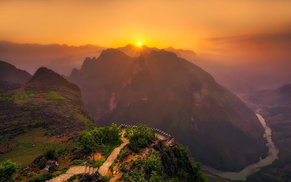 Sunrise over the Sapa mountains and hills in Northwestern Vietnam